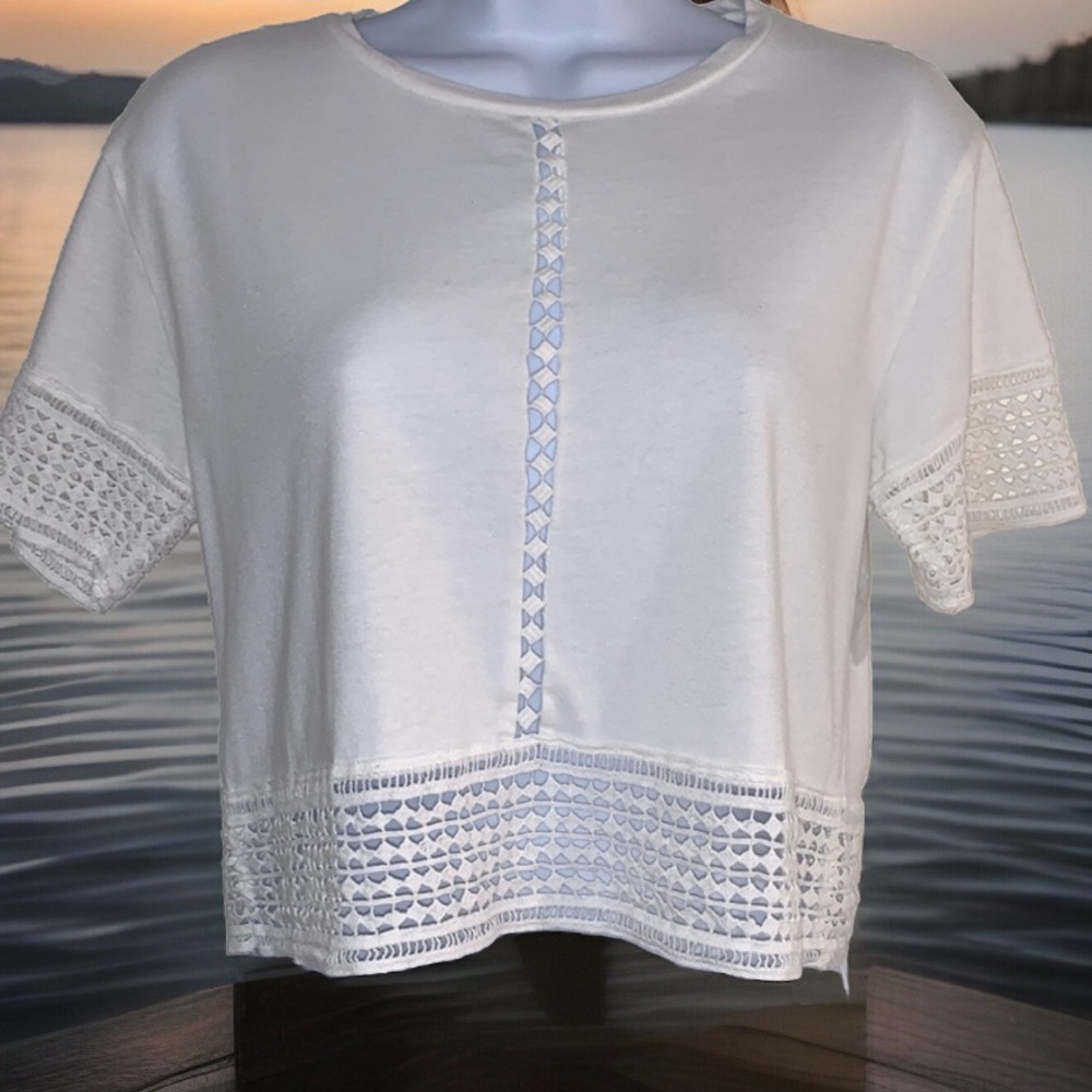 ▪️ Boxy White Lace Laser Cut Soft Top